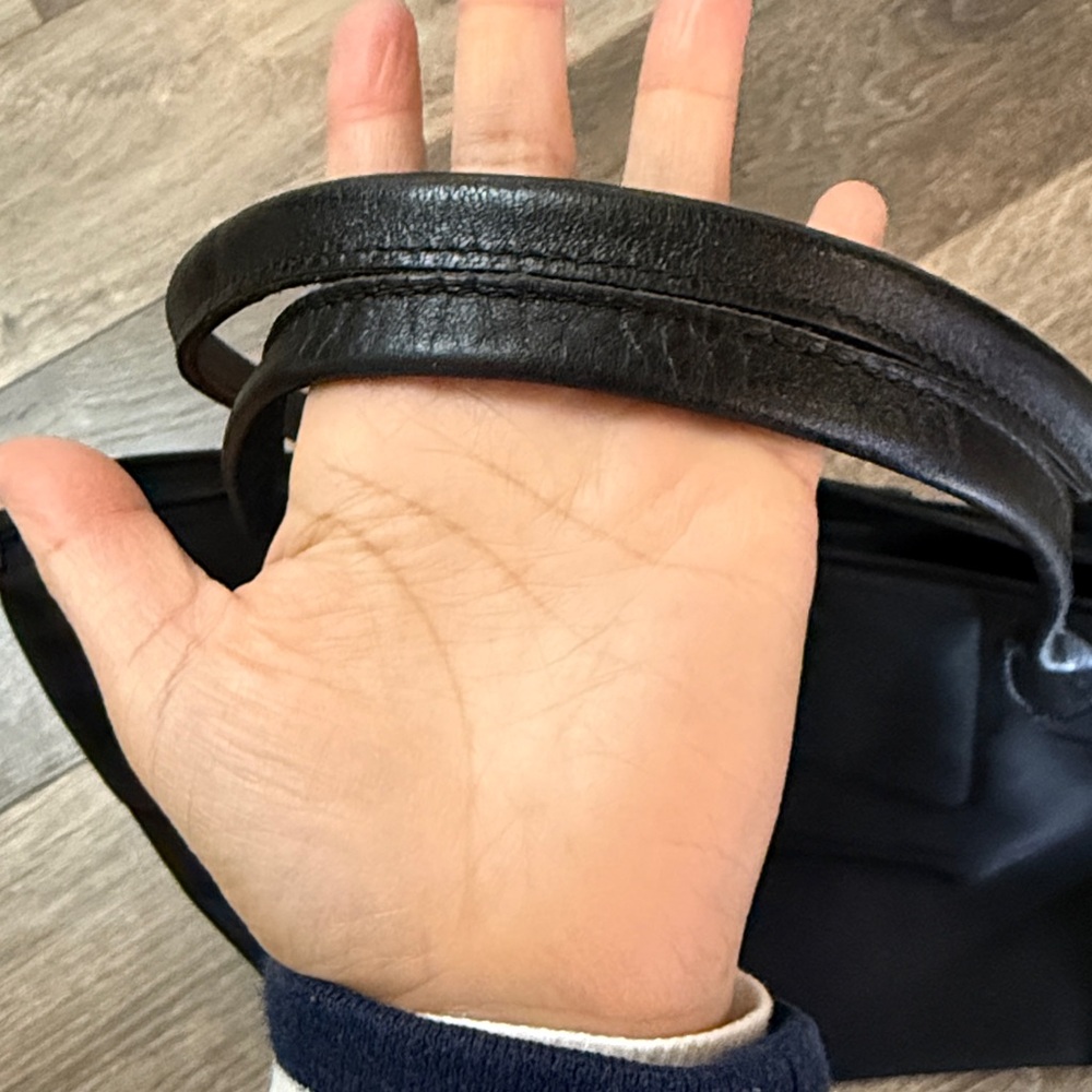 Longchamp Pilage Tote Bag with Leather Handles and Flap! - Picture 8 of 8
